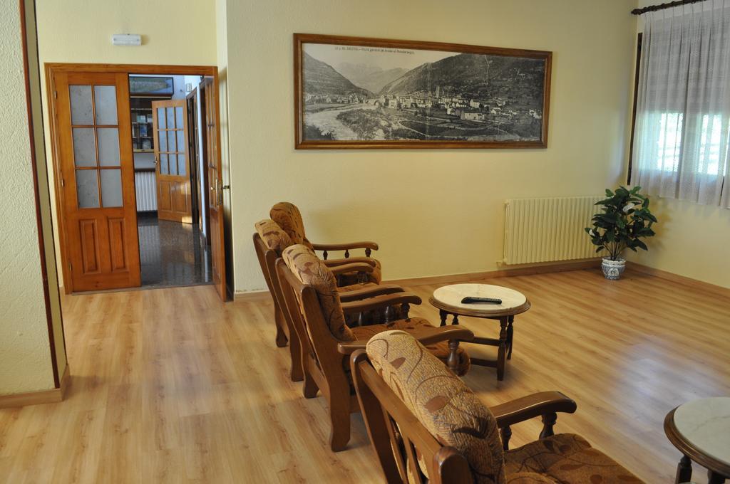 Hotel Latre Broto Buitenkant foto